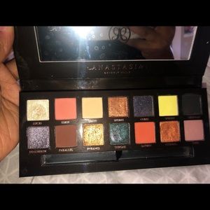 Authentic ABH prism pallet